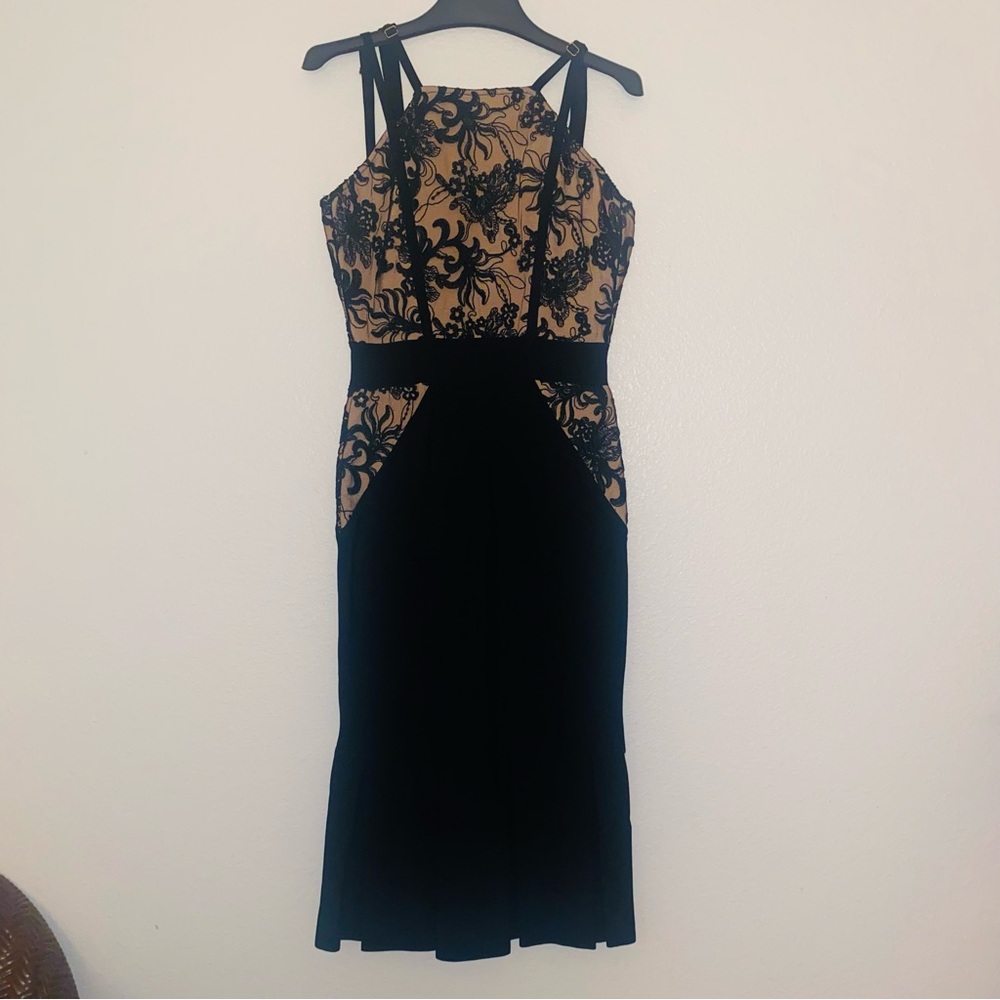 Elegant Black and Cream Lace Dress